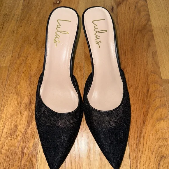 Lulu's Black Lace Mules - Picture 1 of 2